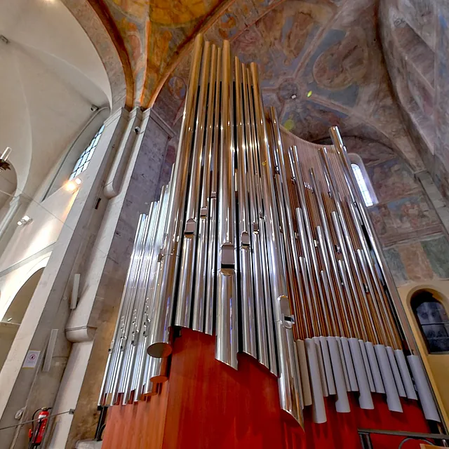 Blick auf den Nordturm der Chororgel im Braunschweiger Dom