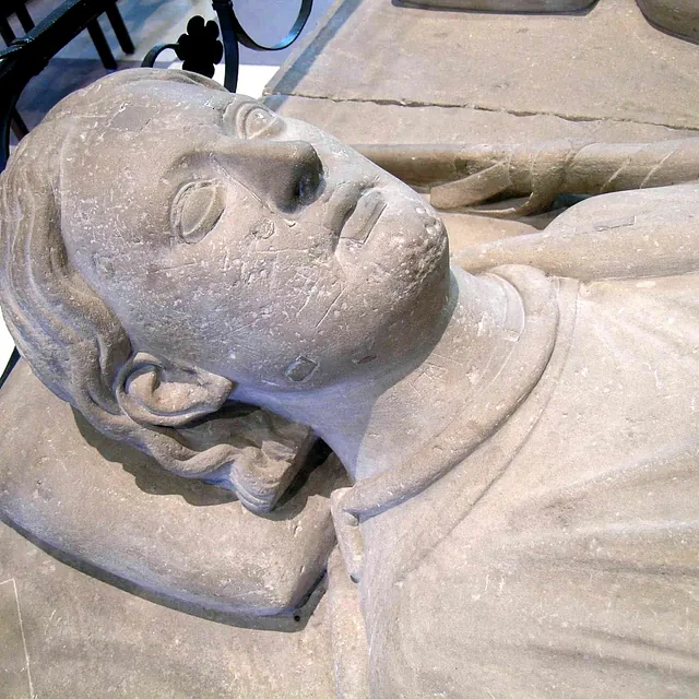 Grabmal von Heinrich dem Löwen und seiner Frau Mathilde von England